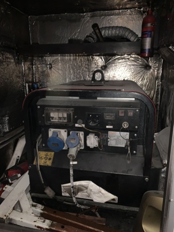 810441-25 Wind measuring equipment mounted on trailer Wind Collector with generator, battery charger etc