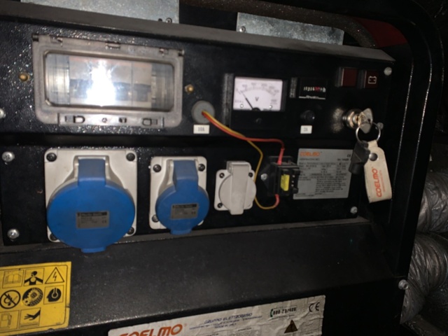 810439-18 Wind measuring equipment Wind Collector with diesel generator, battery charger 24V/80A etc