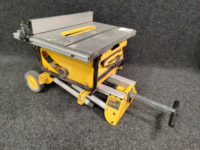 941563-7 Table saw DeWalt DW745 with saw table