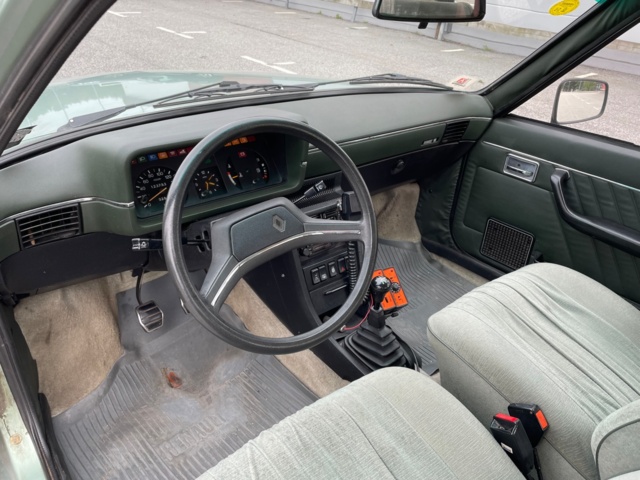 944886-9 Renault 18 GTS 1.6 - 1979