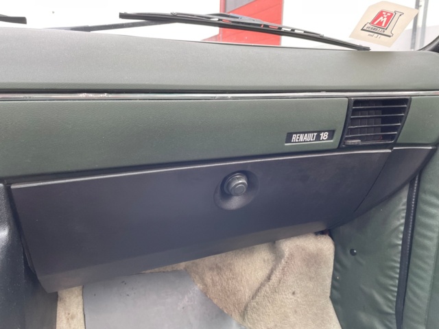 944886-15 Renault 18 GTS 1.6 - 1979