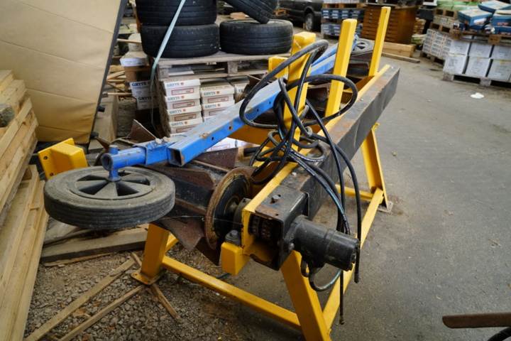 947729-15 Wood splitter KISA Vedproffs 350