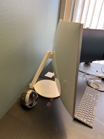 869358-7 Laptop, Dell Precision 3541 & 2x curved monitors, Samsung