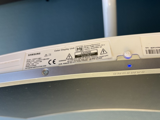 869358-8 Laptop, Dell Precision 3541 & 2x curved monitors, Samsung