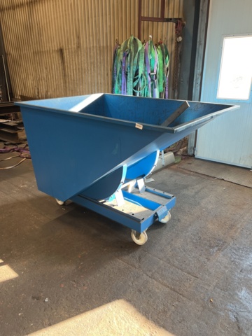 869387-2 Tipper container 1100L, AJ