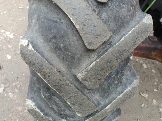 928412-16 Jordbrukstraktor Volvo BM Valmet 705 -1986