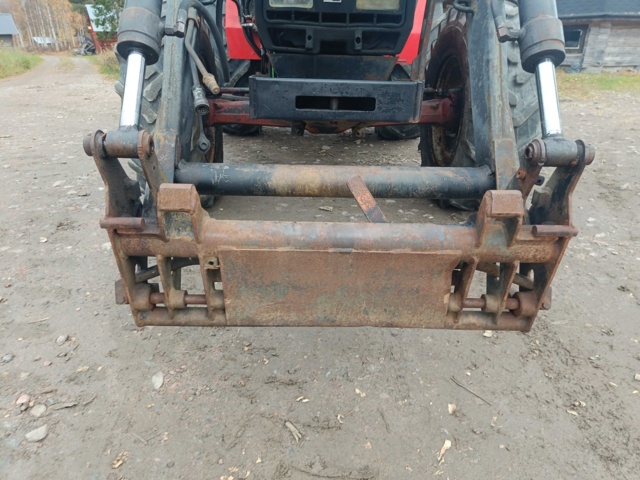 928412-17 Jordbrukstraktor Volvo BM Valmet 705 -1986