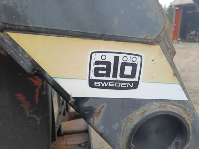 928412-30 Jordbrukstraktor Volvo BM Valmet 705 -1986