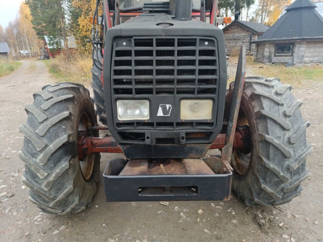 928412-41 Jordbrukstraktor Volvo BM Valmet 705 -1986