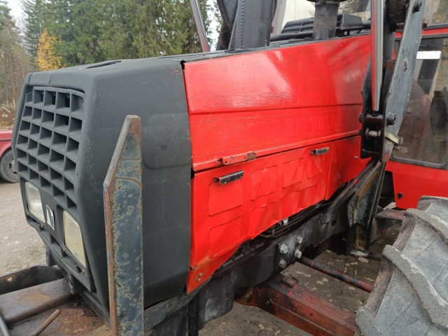 928412-42 Jordbrukstraktor Volvo BM Valmet 705 -1986