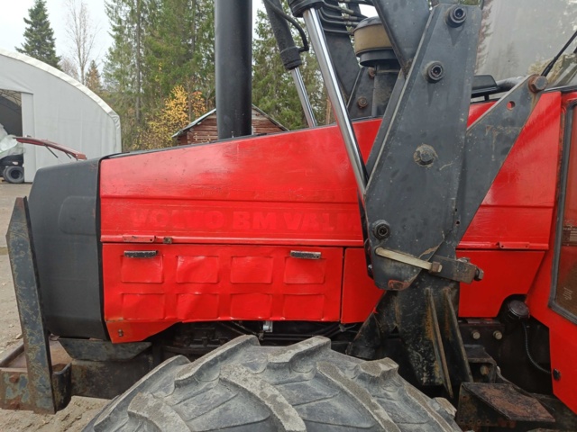 928412-48 Jordbrukstraktor Volvo BM Valmet 705 -1986