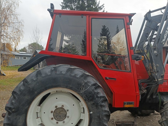 928412-81 Jordbrukstraktor Volvo BM Valmet 705 -1986