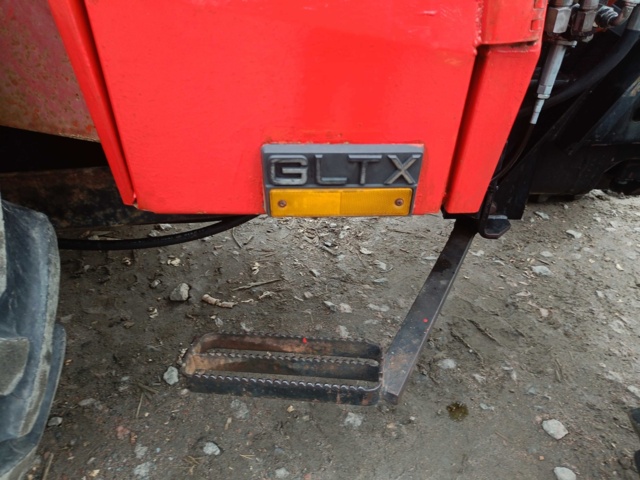 928412-82 Jordbrukstraktor Volvo BM Valmet 705 -1986