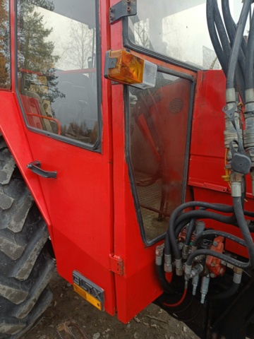928412-85 Jordbrukstraktor Volvo BM Valmet 705 -1986
