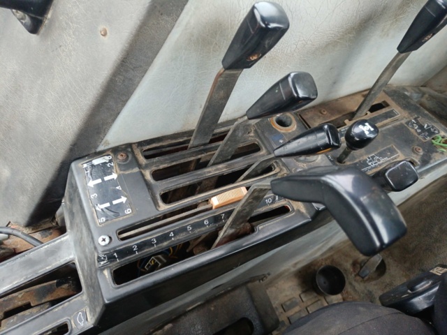 928412-95 Jordbrukstraktor Volvo BM Valmet 705 -1986