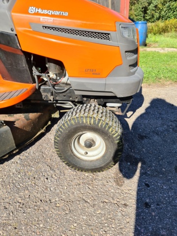 939288-7 Riding mower Husqvarna LT 151