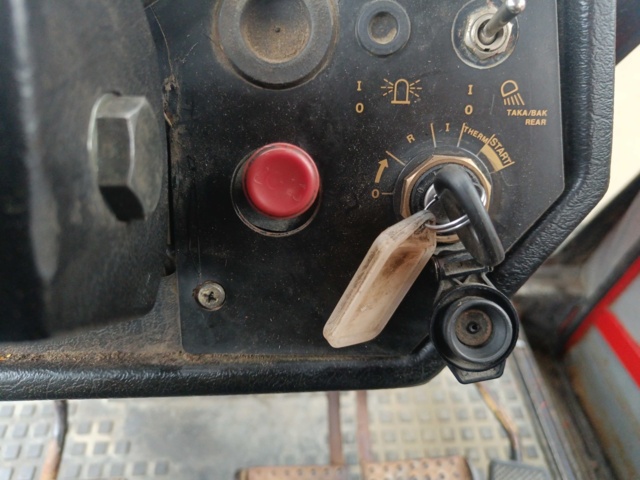 928412-102 Jordbrukstraktor Volvo BM Valmet 705 -1986