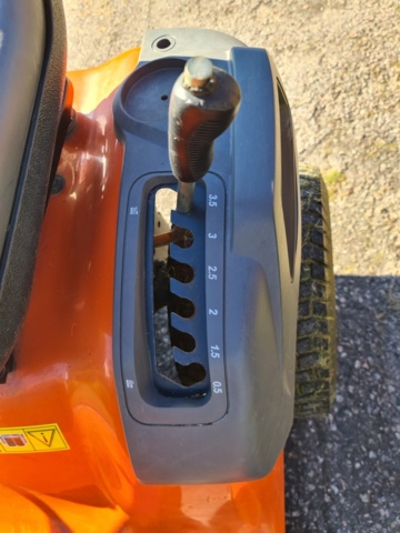 939288-19 Riding mower Husqvarna LT 151