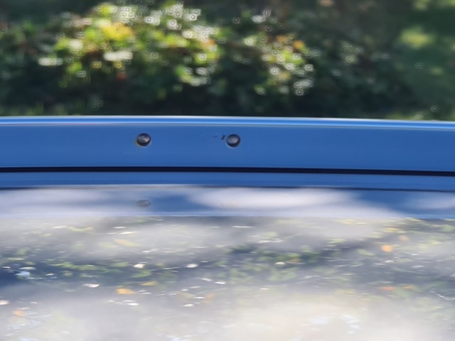 939289-16 Thule takbox med Mont Blanc lastbärare