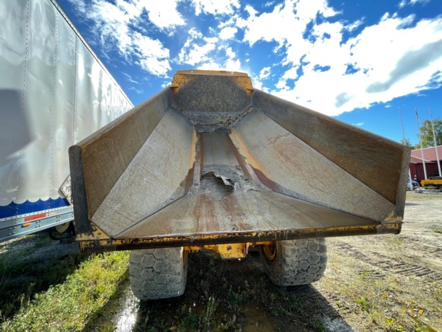 906911-14 Dump truck, Volvo A30F, 2011, 17,136 hours