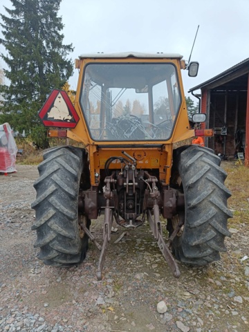 928413-4 Agricultural tractor Valmet 602 Turbo