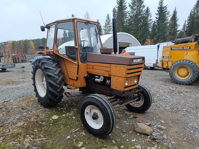 928413-7 Agricultural tractor Valmet 602 Turbo
