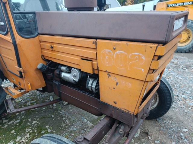 928413-22 Agricultural tractor Valmet 602 Turbo