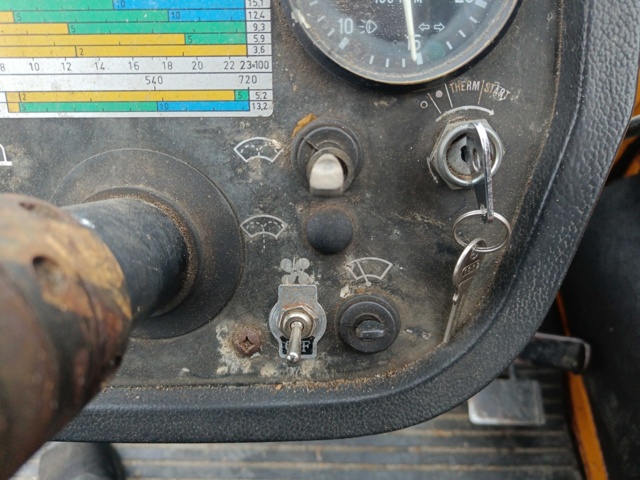 928413-62 Agricultural tractor Valmet 602 Turbo