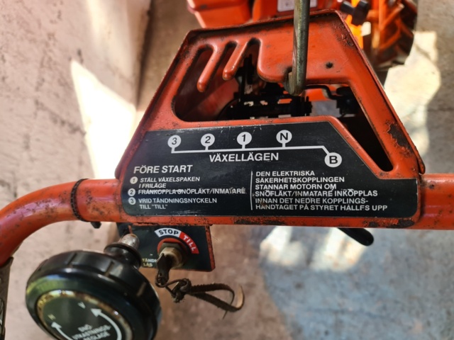 939298-17 Snow blower Gilson