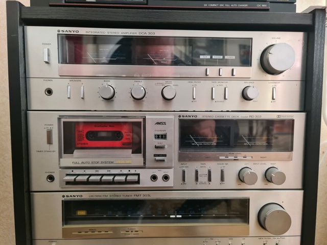 939307-8 SANYO Stereo system
