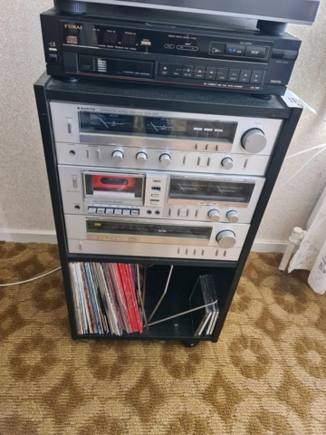 939307-9 SANYO Stereo system