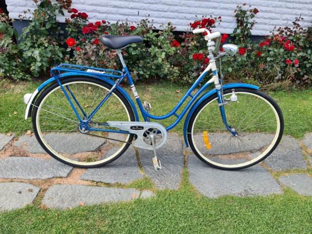 939314-1 Women's bike Monark with 28 inch wheels