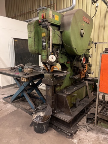 869416-15 Punching machine, Peddinghaus 210 Super 20, with lifting table & punches
