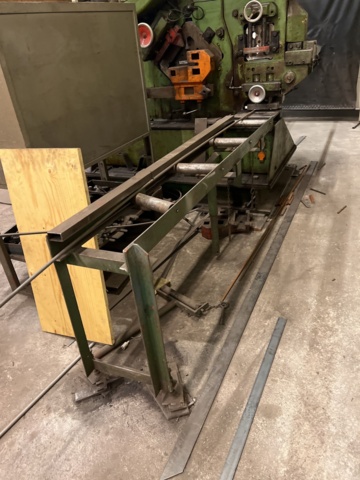 869416-11 Punching machine, Peddinghaus 210 Super 20, with lifting table & punches