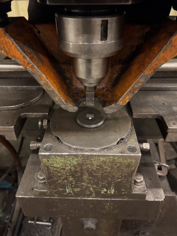 869416-20 Punching machine, Peddinghaus 210 Super 20, with lifting table & punches