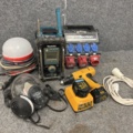 945922-1 Radio, screwdriver, breathing mask, power station