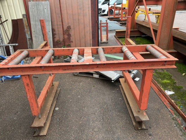869465-3 Transport stand 200x107 cm approx