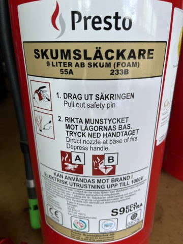 868735-5 Foam extinguisher 9 liters 15 pieces