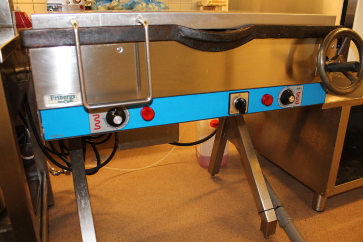 473275-2 Frying table Fribergs 12.6kw