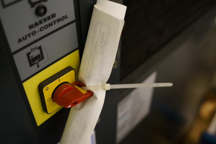 948428-5 KAESER Compressed air dryer TE 121 (unused)