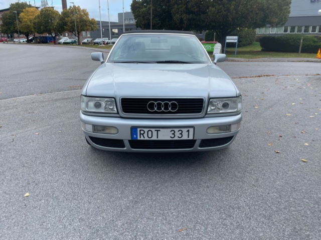 948387-2 Audi Convertible 2.6 V6 - 1999