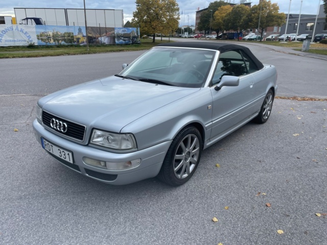 948387-7 Audi Convertible 2.6 V6 - 1999