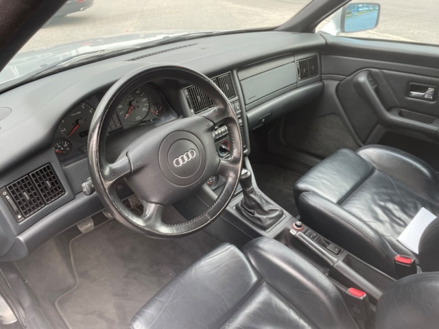 948387-10 Audi Convertible 2.6 V6 - 1999