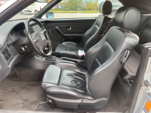 948387-13 Audi Convertible 2.6 V6 - 1999