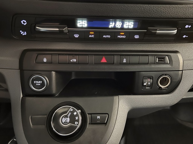 928043-13 Toyota ProAce Van 2.0 D-4D - 2017