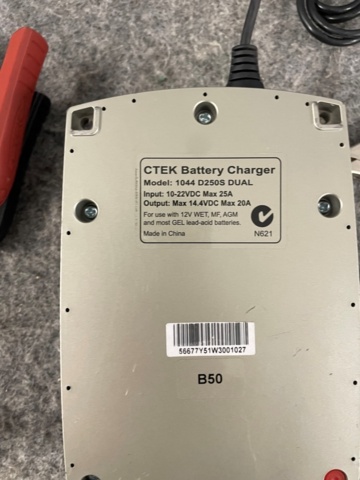 917162-7 Battery charger 2 CTEK D250S Dual