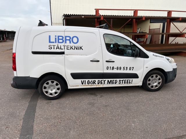 803790-8 Peugeot Partner Van Increased Payload 1.6 HDi Manual, 92hp, 2011 - DMS511