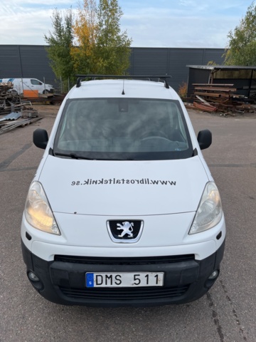 803790-10 Peugeot Partner Van Increased Payload 1.6 HDi Manual, 92hp, 2011 - DMS511
