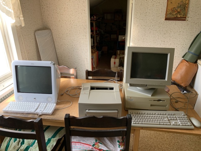 940352-1 Vintage Apple Mac computers and printers