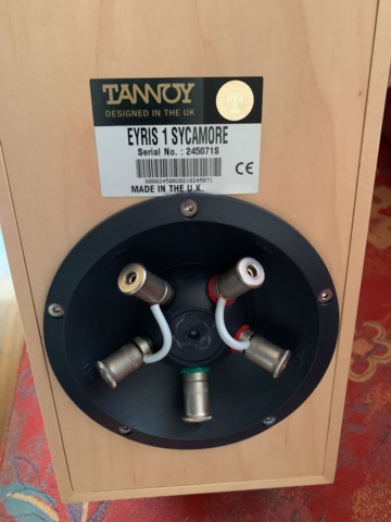 940331-4 Högtalare Tannoy Eyris 1 Sycamore, 2st